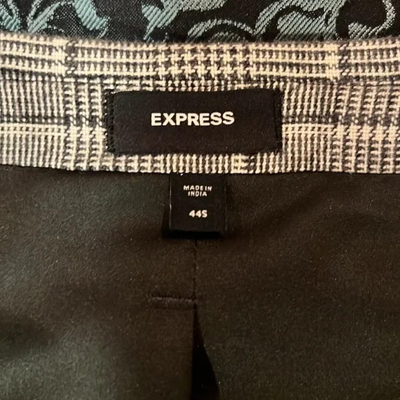 Express Men's Checkered Siur in Black and White, size 44 Small, pants 34x30